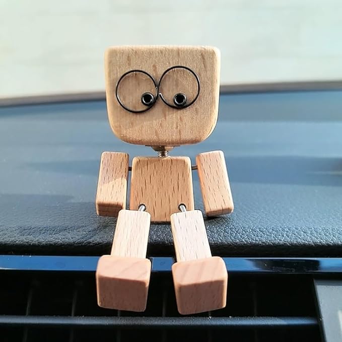 Håndlavet bevægelig træfigur til dekoration