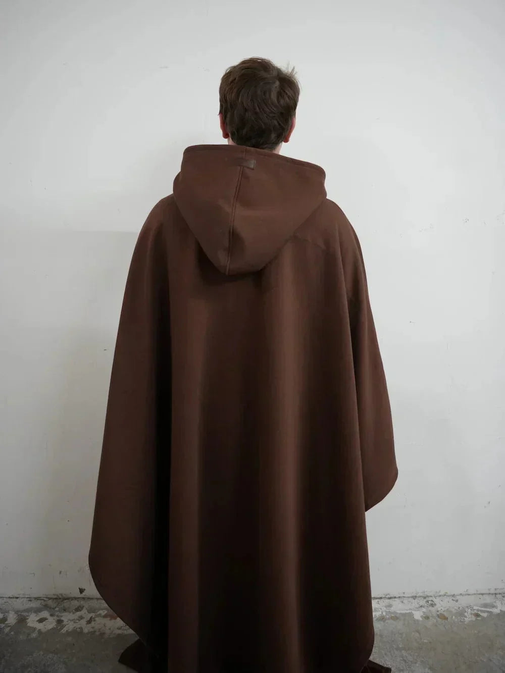 Vægtet hættejakke med oversized pasform og blødt inderfor